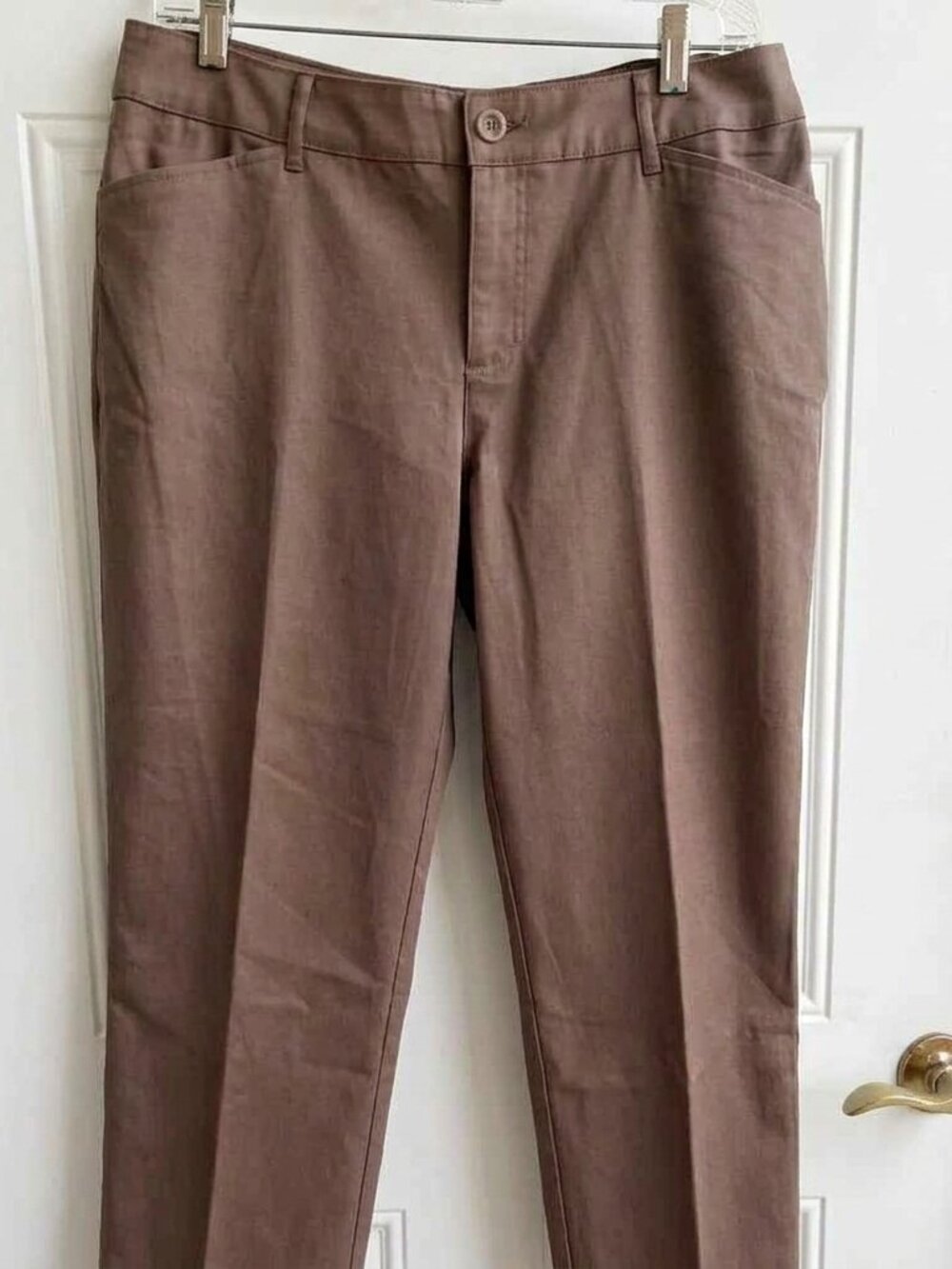 St. John's Bay Secretly Slender Mid Rise Capri Pants Cafe Brown NWT sz14 - Picture 2 of 9
